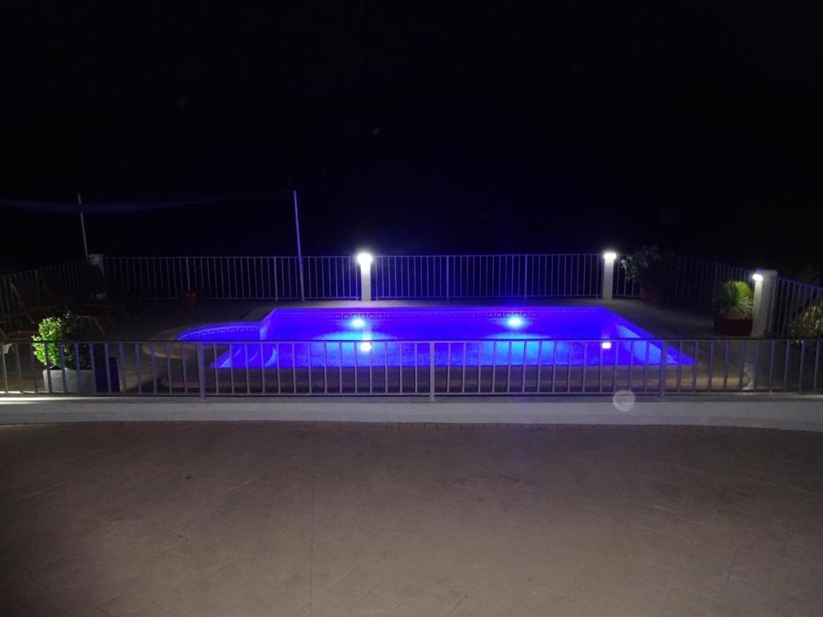 Las Palomas, Appartement 3 Chambres Avec Piscine Turis Luaran gambar